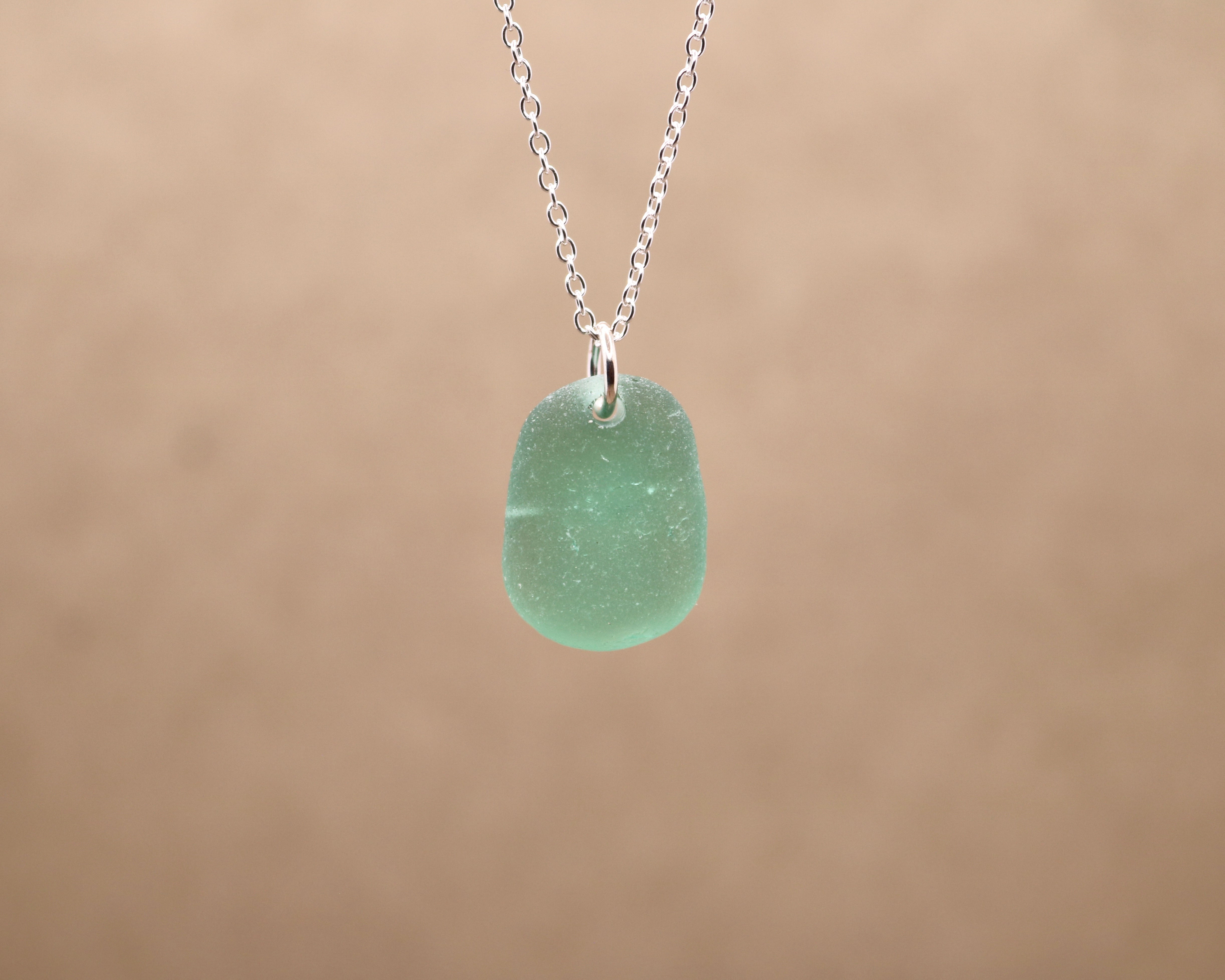 Grønt unika sea glass vedhæng - sølv